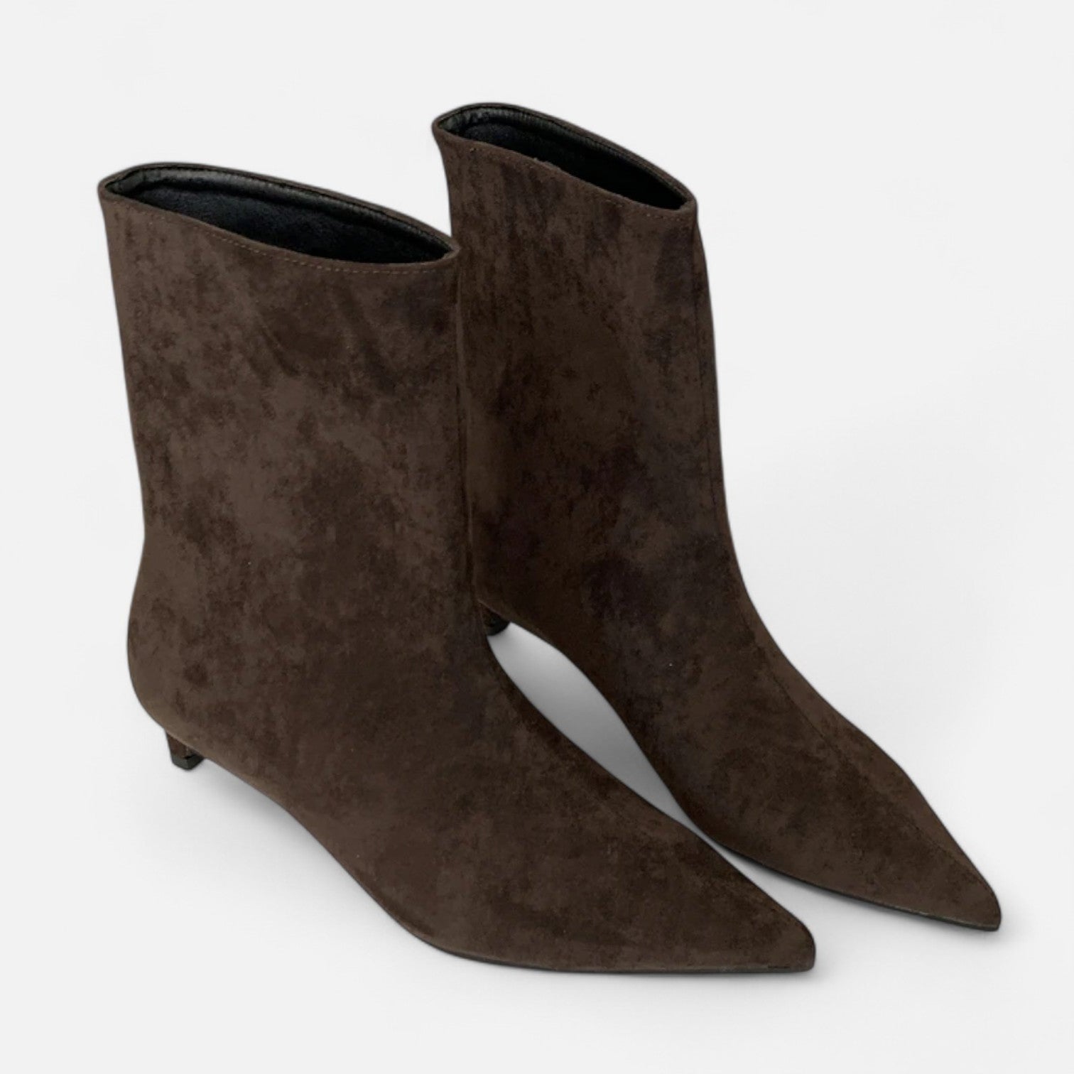 Masimon | Women’s White Pointed-Ankle Boot – Vintage Designer Style with Low Thin Heel